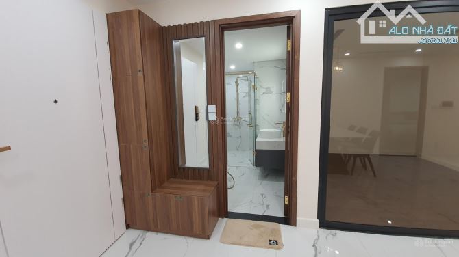 Cho thuê căn hộ full đồ, còn mới, 113m2, 2 + 1 PN Sunshine Center 16 Phạm Hùng, giá 20tr - 4