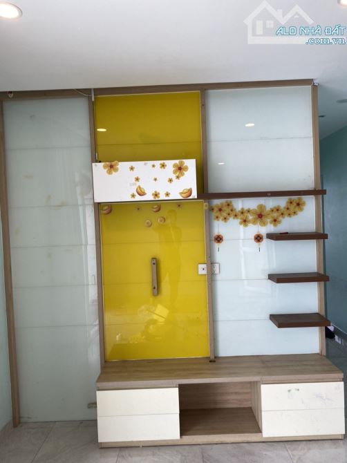 Bán căn hộ Sunny Plaza , 3PN , 2WC , 100m2 ,Căn Góc , Nội Thất , Giá : 5 Tỷ - 5