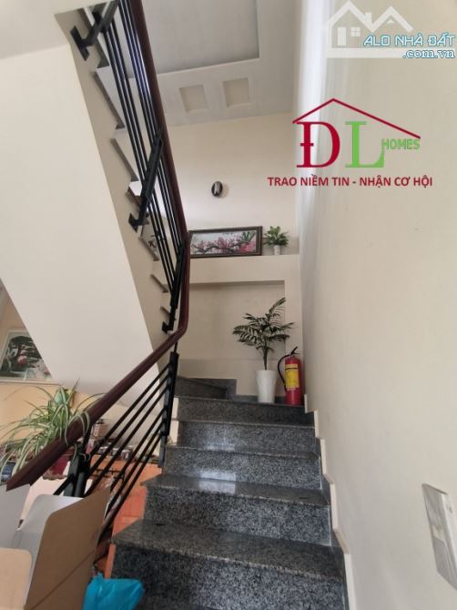 BÁN NHÀ RỘNG -  SÂN VƯỜN NGUYỄN CÔNG TRỨ - 265M2 GIÁ 9,7 TỶ ĐẦY ĐỦ NỘI THẤT - 7