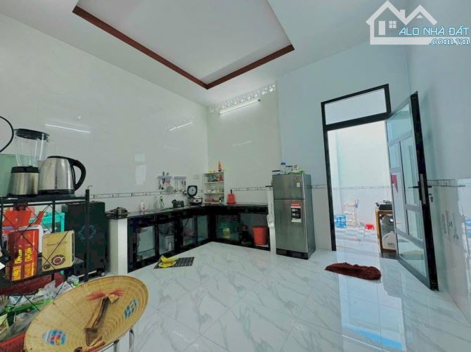 Cần bán gấp căn nhà mới Ngay mặt tiền đường số 93, Tân Phú Trung, Củ Chi. 5x27m, 690tr - 7