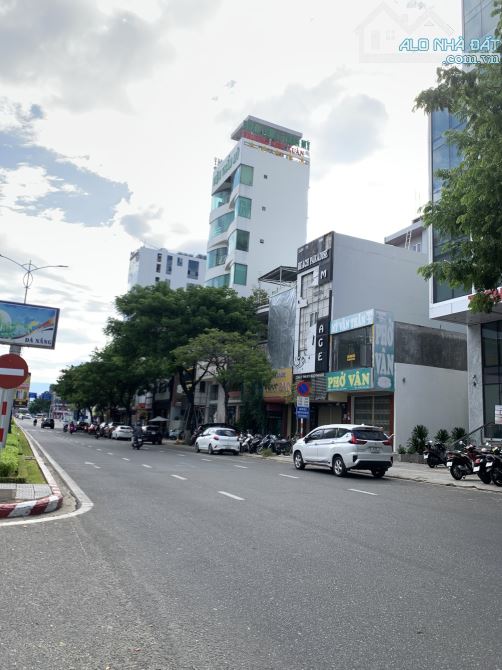 Cho thuê toà nhà 4 tầng trống suốt mặt tiền đường Nguyễn Văn Linh - 120tr/tháng - 9