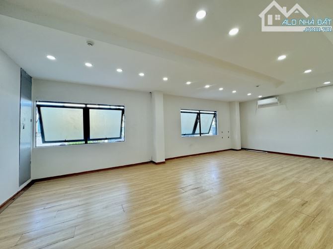 Cho thuê văn phòng 50 m2 đường Nguyễn Hữu Thọ, LH: OFFICE DANANG