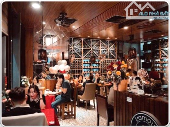 Cho thuê mặt phố 30m2*4 tầng, mặt phố Triệu Việt Vương, nhà hàng, coffee, massage