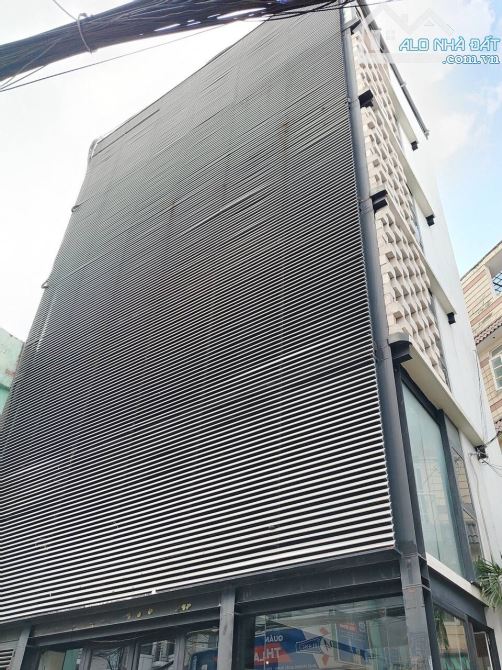 🔥 Nhà đẹp, mặt tiền Trương Quốc Dung, ngang 10m - 6 tầng thang máy