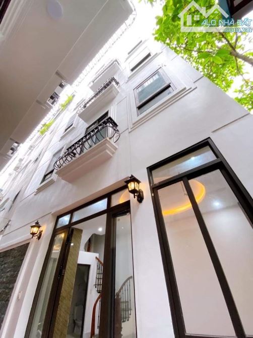 🏢 Bán nhà phố Trường Chính - Quận Đống Đa