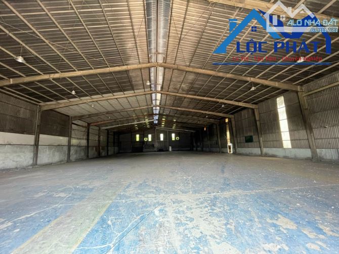 Cho thuê xưởng 2.200m2 P Phước Tân, Tp Biên Hoà, Đồng Nai - 1