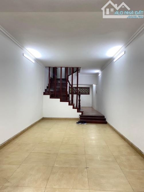 MẶT PHỐ VŨ HỮU! KINH DOANH ĐỈNH, Ô TÔ, GARA, DÂN XÂY, NỘI THẤT ĐẸP, 52M2 5 TẦNG CHỈ 15.9TỶ - 1