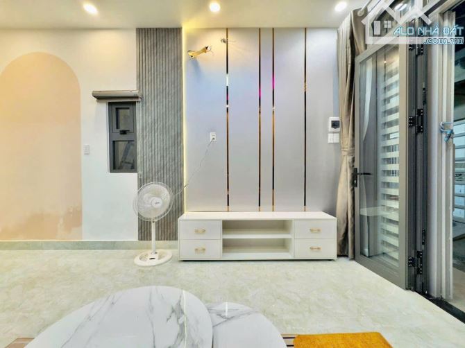 Bán Nhà 2 MT Bùi Đình Tuý nhà Trệt 1 lầu nhà 2 PN giá chỉ 3.95 tỷ - 2