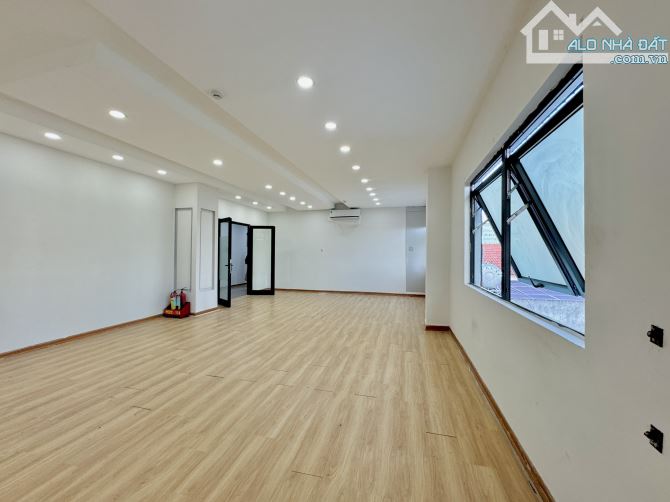 Cho thuê văn phòng 50 m2 đường Nguyễn Hữu Thọ, LH: OFFICE DANANG - 2