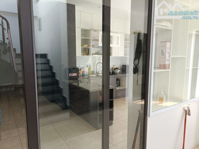 mời thuê khách sạn vip 15 phòng,tầng1,2 để thòng  kinh doanh, phun nội thất khu phố hàn - 2