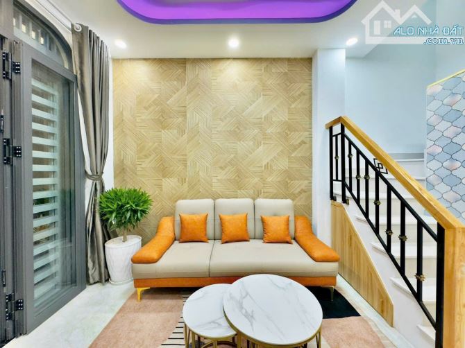 Bán Nhà 2 MT Bùi Đình Tuý nhà Trệt 1 lầu nhà 2 PN giá chỉ 3.95 tỷ - 3