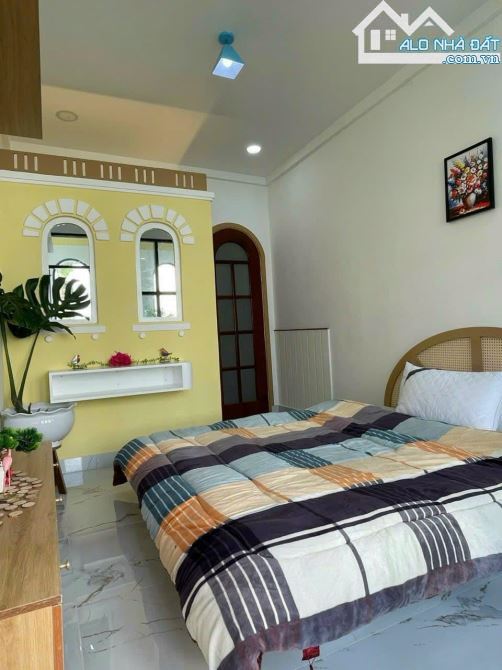 Cần bán gấp  nhà mới đẹp tại hẻm 1 sẹt Nguyễn Văn Nghi ,p7,Q.Gò Vấp,dtich 72m2,giá 2tỷ 950 - 4