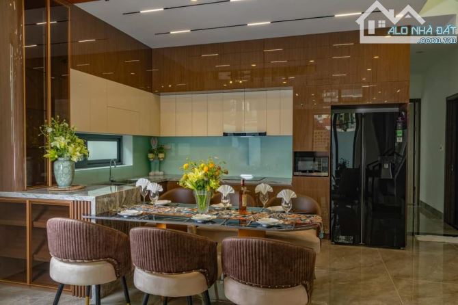 VILLA 2 MẶT TIỀN SIÊU ĐẲNG CẤP GẦN SÔNG - QUẬN HẢI CHÂU - NÉT ĐẸP TINH TẾ TỪ NỘI THẤT CAO - 4