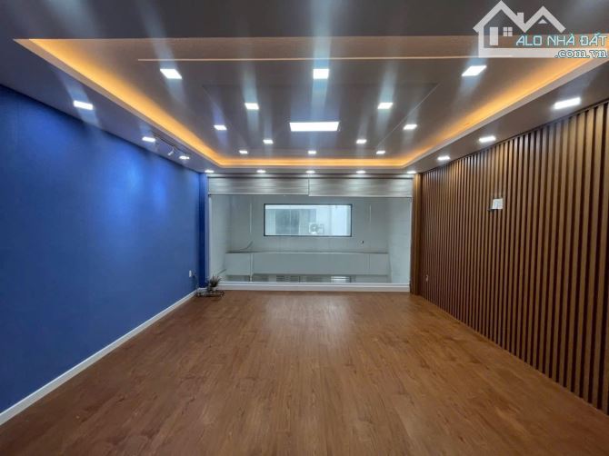 Bán nhà  5 tầng, 50m2  ô tô vào cửa tại  Hoàng Hoa Thám, P6, Bình Thạnh. - 5