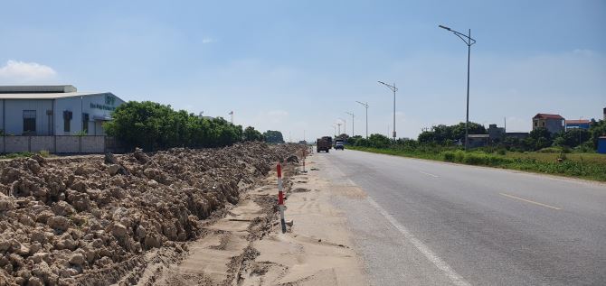 Ctu cần bán 2 ha đất sxkd mặt đường Nguyễn Bình Mỹ Hào, chỉ 3 tr/m2 - 5