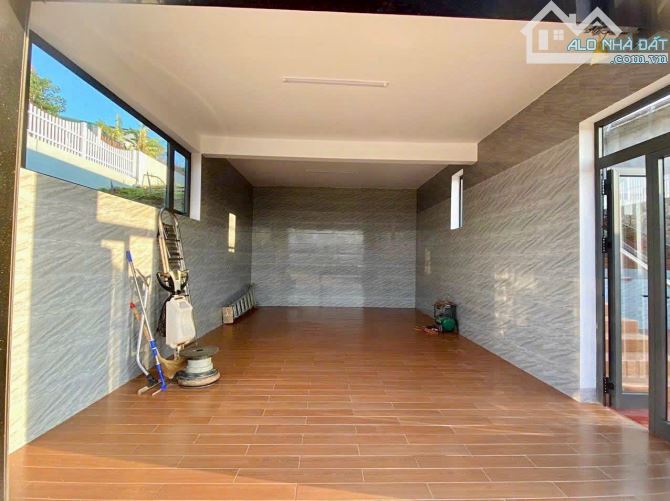 Biệt Thự View Đồi Ngay Gần Trung Tâm Phố (15x23) Đẹp Mê - Giá Chỉ Bằng 1 Căn Nhà Phố ! - 6