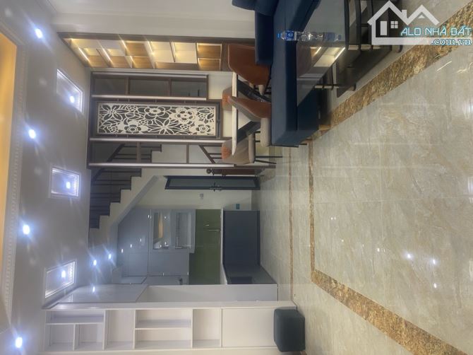 Bán gấp nhà Khương Trung đẹp lung linh, 36m2, 6,8 tỷ