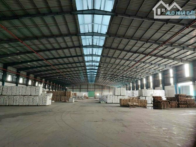 xưởng 5000m2  full skc lô góc 2 mặt tiền 29 tỷ Mỹ Hạnh Nam