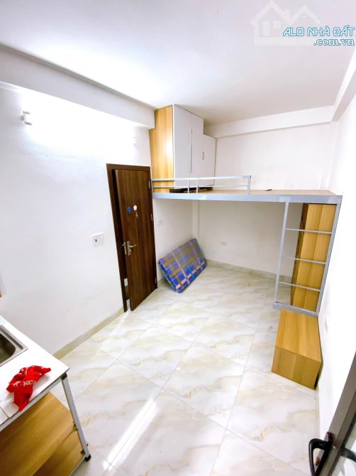 Bán nhà đẹp Bạch Mai, 30m2, 7 tầng, sổ riêng, 12 phòng , 5 tỷ