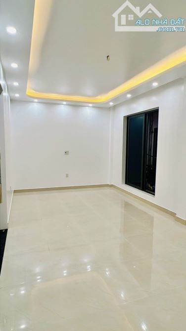 SIÊU PHẨM NGÕ PHỐ ĐÀ NẴNG - CĂN GÓC CỰC ĐẸP