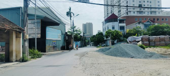 Bán đất Đức Thượng sát quốc lộ 32 Lô Góc,  xe 7 chỗ vào đất 52m giá  hơn 4 tỷ