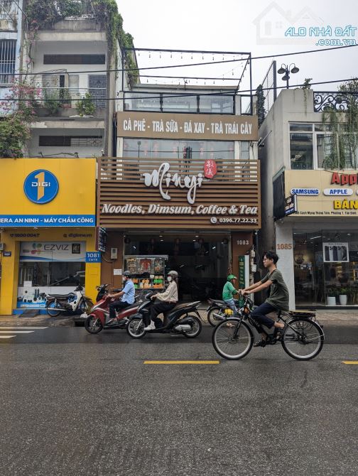 Cho Thuê Nhà Mặt Tiền ngang 6m đường Cách Mạng Tháng 8 quận Tân Bình - 1