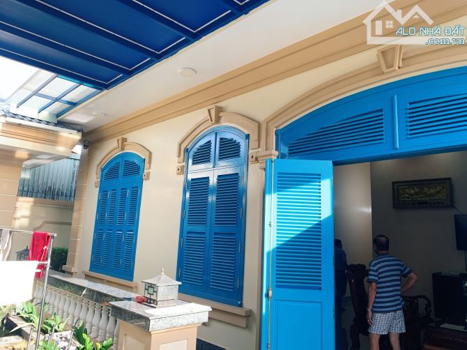 VILLA KIỂU PHÁP CỰC SANG - NỘI THẤT CHÂU ÂU - KHU BIỆT THỰ -  NGUYỄN DUY TRINH Q2 - 308M2 - 1