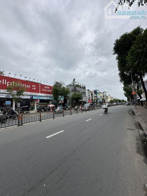 CHo thuê mbkd mặt tiền đường Quang trung 3,5x15m trống suôt - 1