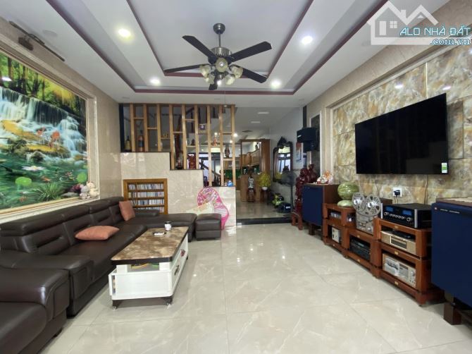 Cần bán gấp, nhà mới ở ngay, dt 136.8 m2 x 4t, Ngay Lê Văn Việt, P.Hiệp Phú, Quận 9. - 1