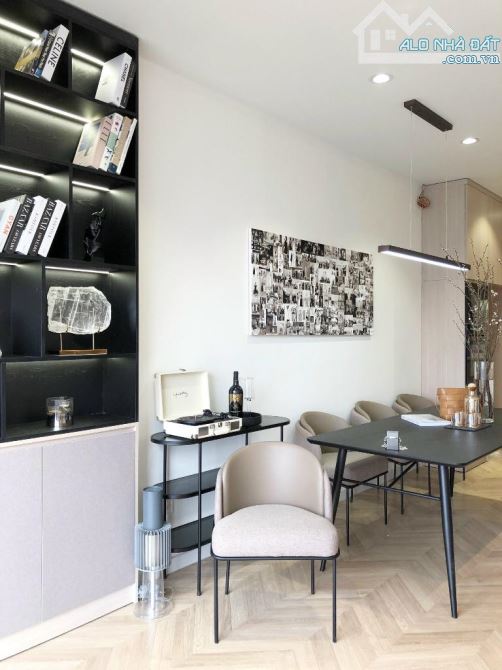 MT VÕ VĂN TẦN Q3, ĐOẠN VIP 2 CHIỀU, 48 M2, 7 TẦNG THANG MÁY, THU 3500$/THÁNG, 36 TỶ TL - 2