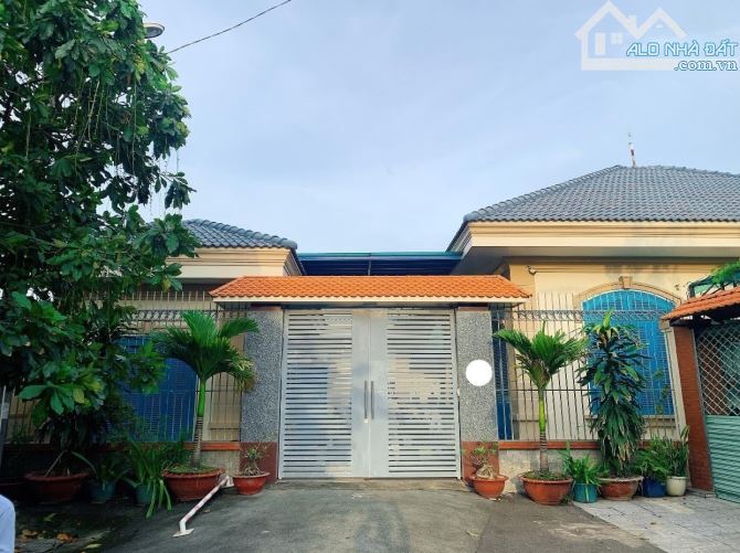 VILLA KIỂU PHÁP CỰC SANG - NỘI THẤT CHÂU ÂU - KHU BIỆT THỰ -  NGUYỄN DUY TRINH Q2 - 308M2 - 2