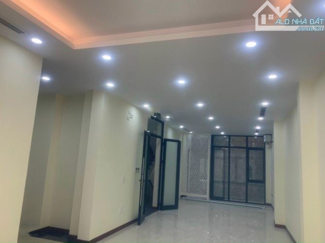 Cho thuê nhà nguyên căn dt 100m2 x 6 tầng thông sàn, MT 6m, thang máy, điều hòa... - 2