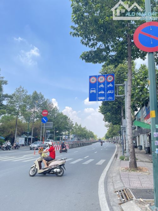 Bán đất Linh Đông Thủ Đức,Hẻm OTO,hướng Đông Nam mát mẻ,cách Phạm Văn Đồng 300M - 2