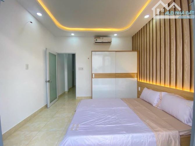 Nhà tân bình - nguyễn phúc chu - 52m2(4*12,9)- 3 lầu - nhỉnh 4 tý xíu nhà mới ở ngay - 3