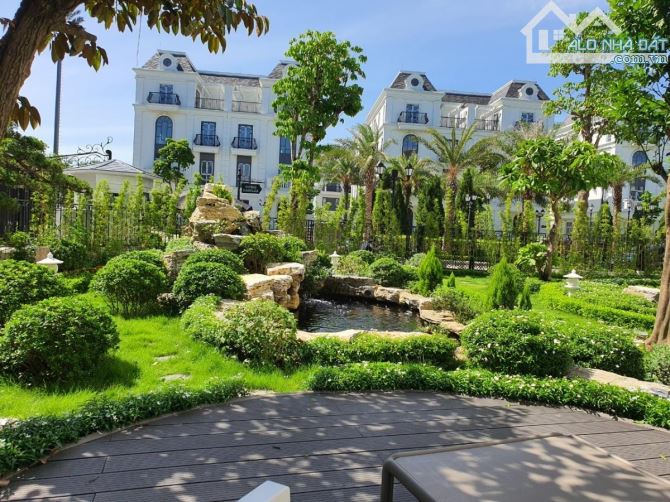 BÁN BIỆT THỰ ELEGANT PARK THẠCH BÀN, LÔ GÓC DT 383m2,MT 40m, 5 TẦNG THANG MÁY GIÁ 103 TỶ - 4