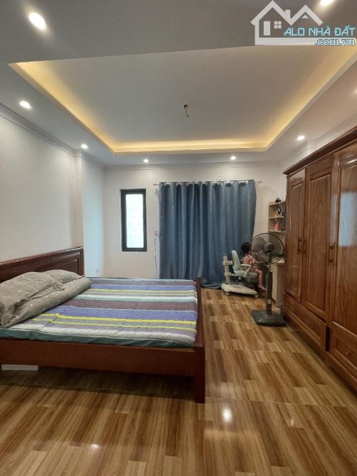 Bán nhà xây mới MỸ ĐÌNH, diện tích 35m², 5 tầng, ngõ nông, gần ô tô đỗ, giá 4,48 tỷ - 4