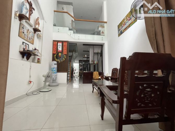 🌈🏠🌈 Bán nhà 1 sẹc Đường Nguyễn Văn Lượng, p17, DT:3,7x15m giá 6,7 tỷ - 8