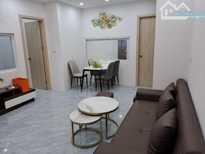 Bán căn hộ chung cư N3B ĐTM Trung Hòa, Thanh Xuân, đẹp ở luôn 55m, 2 ngủ, giá 3.32 tỷ.