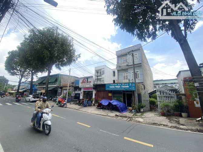 Cần Bán  1000m2 Đất MT Linh Trung , Mặt Tiền Lên tới 64m thích hợp kinh doanh đa dịch vụ