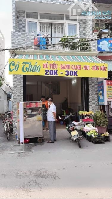 CẦN BÁN GẤP NHÀ ĐOÀN NGUYỄN TUẤN - THUẬN TIỆN KINH DOANH BUÔN BÁN - SHR - 939 TR