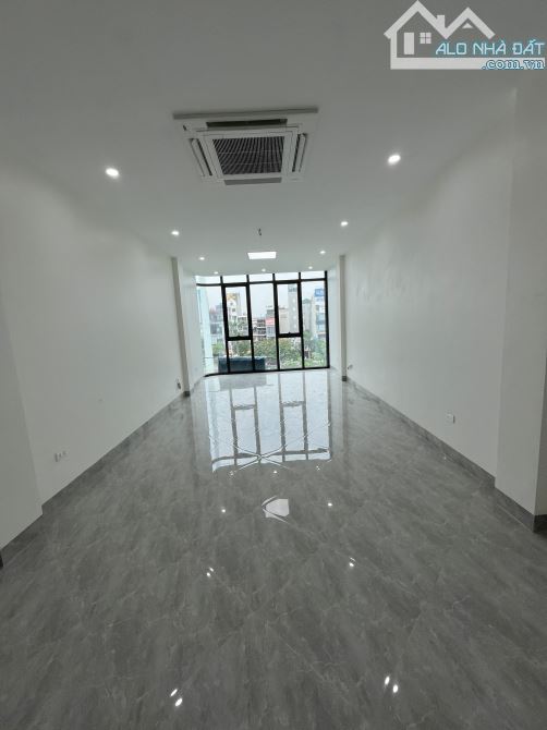 Cho thuê văn phòng giá rẻ đường Nguyễn Thanh Bình- Tố Hữu, 60 m2/tầng, giá rẻ