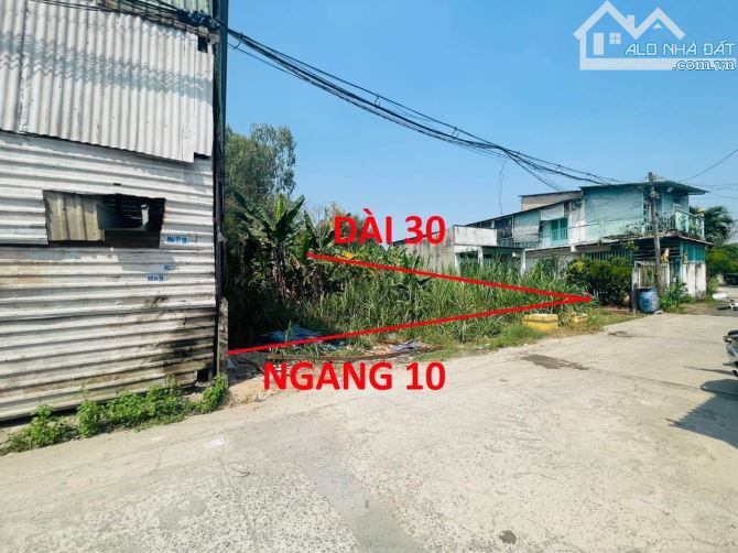 BÁN GẤP LÔ ĐẤT ĐẸP 10 X 30 FULL THỔ CƯ - XE TẢI TỚI ĐẤT - ĐÔNG THẠNH - HÓC MÔN - NHỈNH 7TỶ