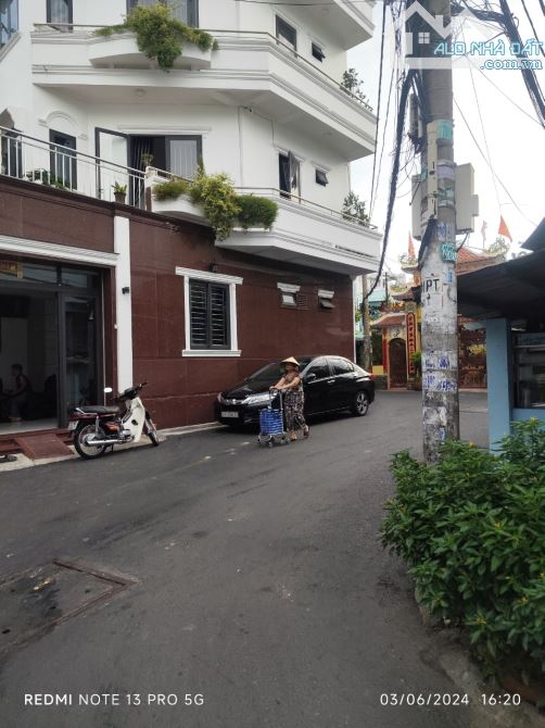 Nhà xinh cho gd trẻ Nguyễn Phạm Tuân 24m2 2PN hẻm 5m xe hơi đậu trước cửa