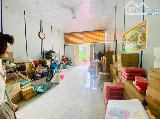 BÁN NHÀ TRƯƠNG ĐỊNH  HOÀNG MAI 108M2 MẶT NGÕ TO NHƯ PHỐ ÔTÔ TRÁNH 3 THOÁNG KINH DOANH CHỈ