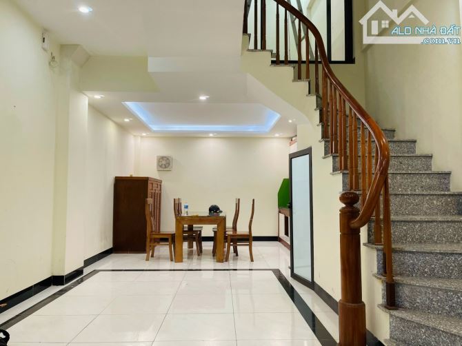 NHÀ 5T CẦU ĐƠ 4 ,40M2 ,NGÕ THÔNG ,KINH DOANH ,NGAY GẦN ĐƯỜNG QUANG TRUNG - 1