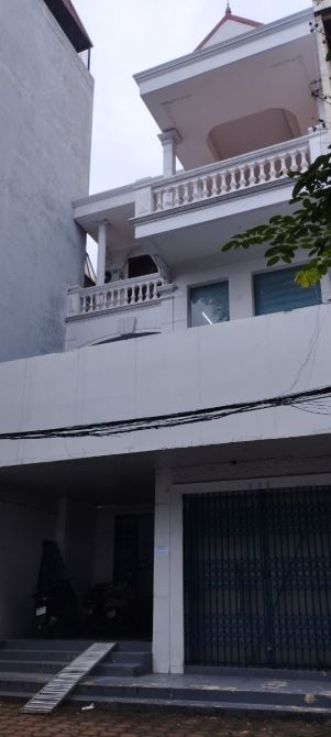 Bán tòa nhà mặt phố Đối Diện đường Bưởi, ngay cạnh ngã tư Hoàng Quốc Việt - Bưởi - 1