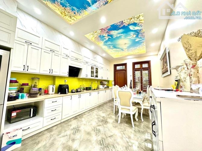 Bán nhà đẹp Đội Nhân 103m2, Ô tô, 6 tầng thang máy giá 23 tỷ - 1