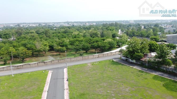 Bán đất mặt tiền đường 32m ngay nút giao CT Biên Hòa - Vũng Tàu cạnh công viên nước 400 ha - 1