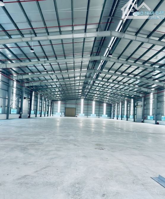 Cho thuê 7000/10000m2 nhà xưởng PCCC tự động trong kcn quang minh - 2