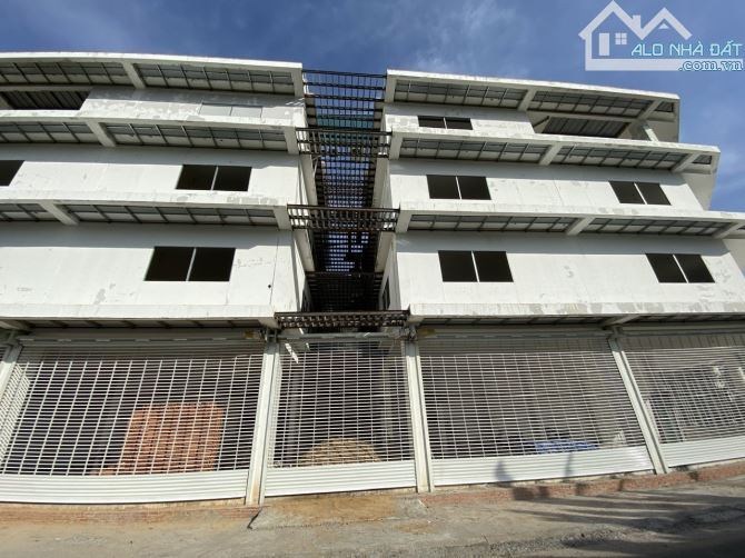 Cho Thuê Tòa Nhà 3MT, P.An Phú, Q2, DTĐ: 400M2, DTSD: 2200M2, 1 Hầm, 4 Lầu, Giá 300tr - 2